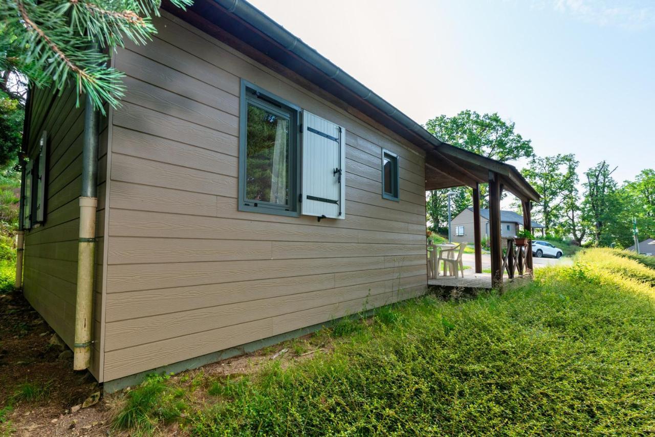 Camping De La Vernhe Saint-Amans-des-Cots Exterior photo