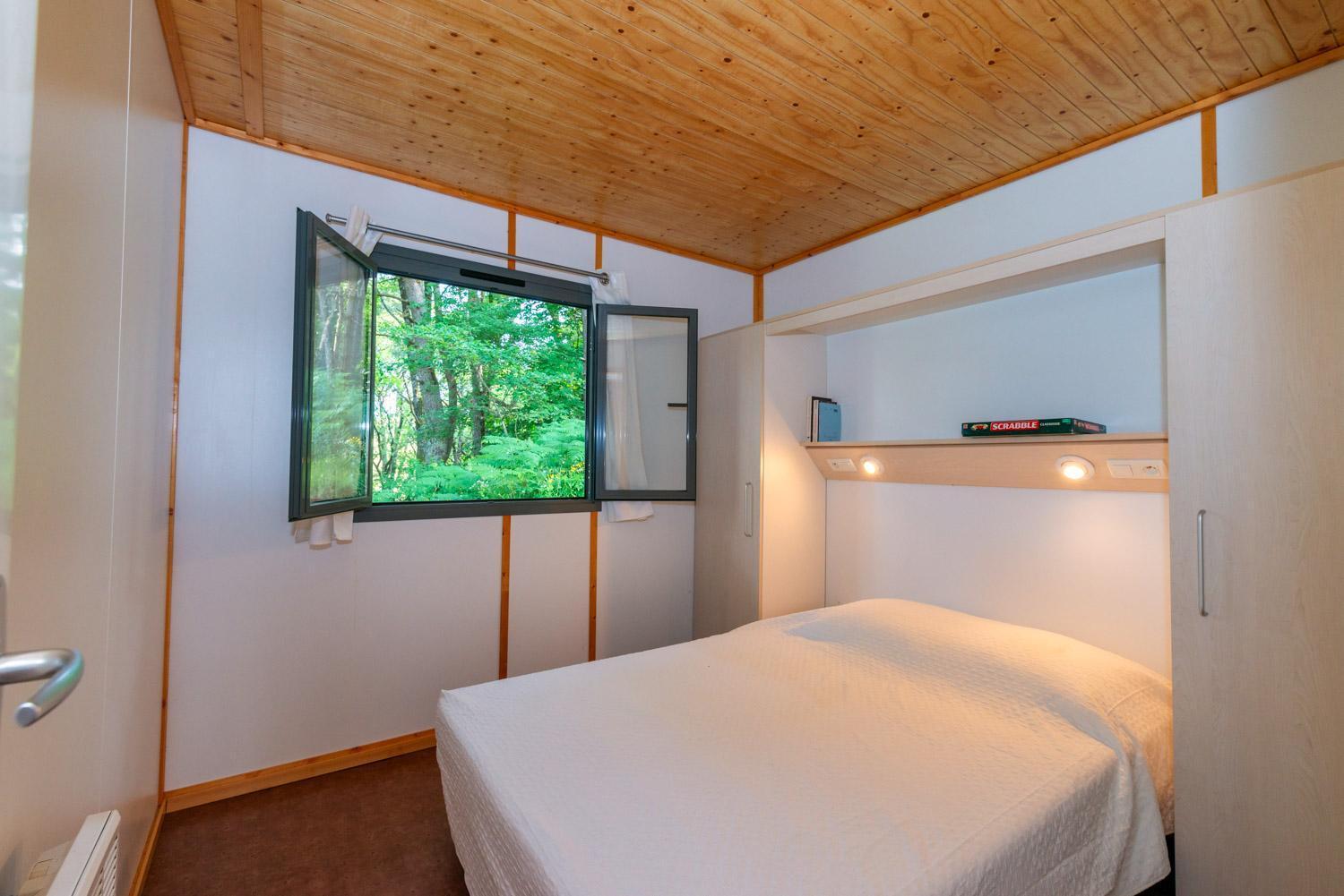 Camping De La Vernhe Saint-Amans-des-Cots Exterior photo
